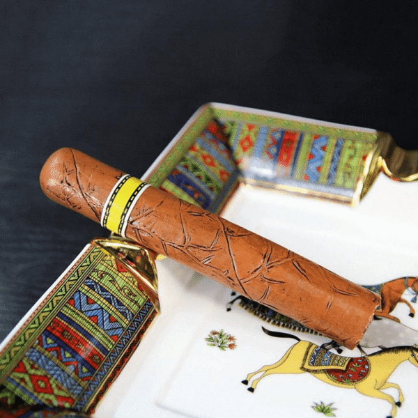LUBINSKI Chinese Ceramic Cigar Ashtray 4 Cigar Holder Ashtray with Retro Running Horse Pattern Tray Design for Outdoor - Image 2