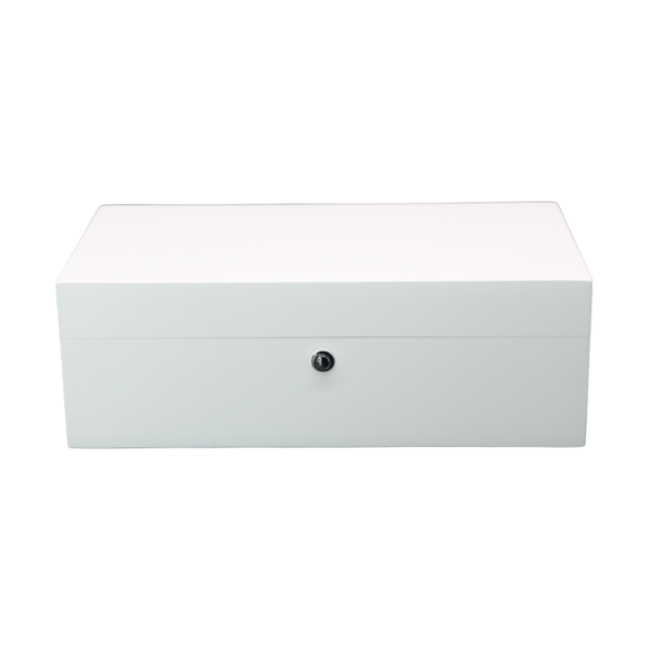 Tiffani Lacquer Cigar Box Cedar Wood with Stunning Polished Finish UPTO 12 Cigar White