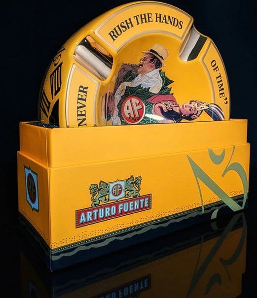 Arturo Fuente Special Edition Large Cuba Ceramic Cigar Ashtray 4 Cigar Holder Ashtray – Yellow