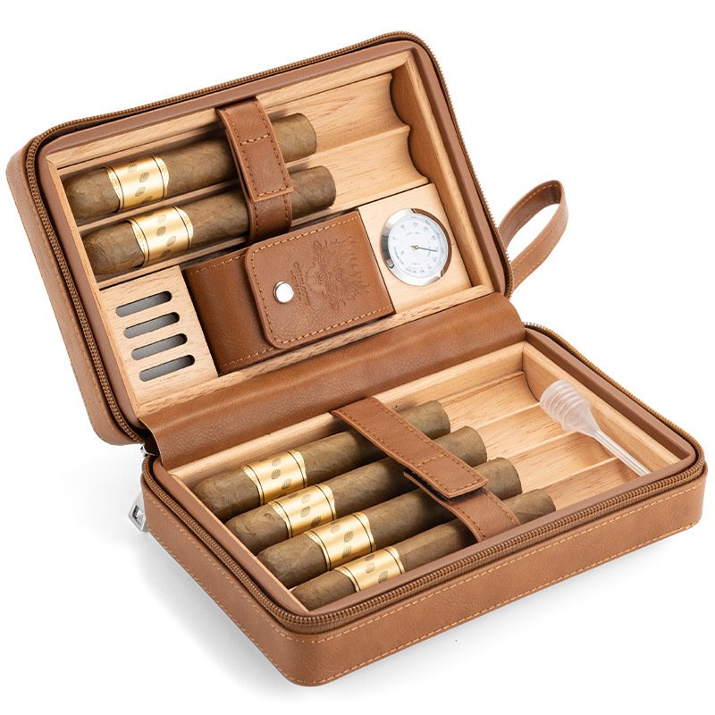 Lubinski Cigar Travel Humidor Set with 5-in-1 premium Lighter, inbulid  hydrometer - Premium Brown Leather, 6 Cigar Capacity, Compact and Durable for Travel - Ideal Gift for Cigar Enthusiasts