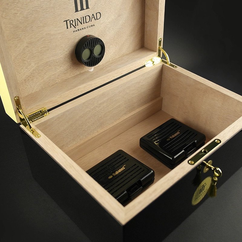 Premium Trinidad Desktop Humidor – Habanos Global Brand Series | Holds 50-60 Cigars | Okoume Wood | Dual Humidification System | Hygrometer | Lock & Key | Elegant Scarlet Finish
