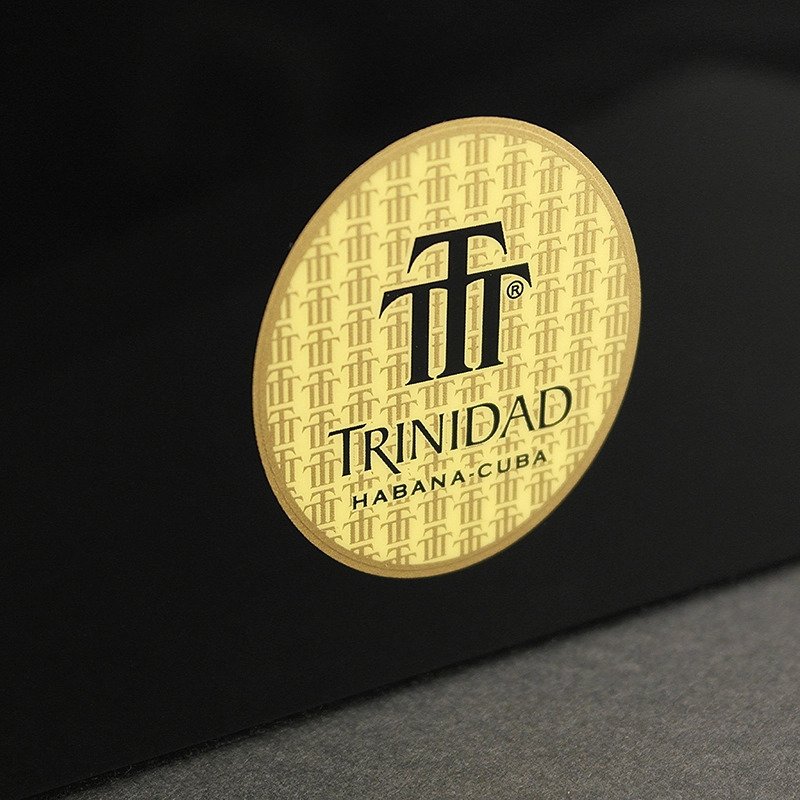 Premium Trinidad Desktop Humidor – Habanos Global Brand Series | Holds 50-60 Cigars | Okoume Wood | Dual Humidification System | Hygrometer | Lock & Key | Elegant Scarlet Finish