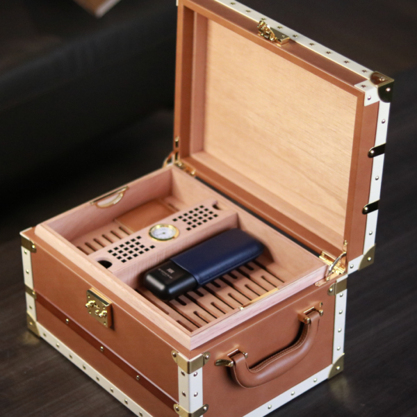 Luxury Cigar Humidor Treasurer Brown - Image 7